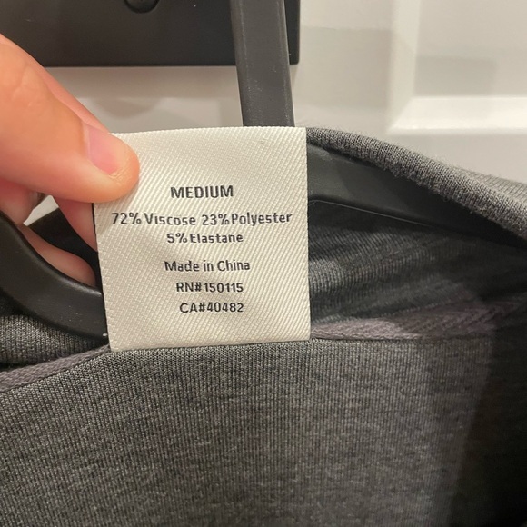 NWOT Varley long sleeve race - Picture 4 of 9